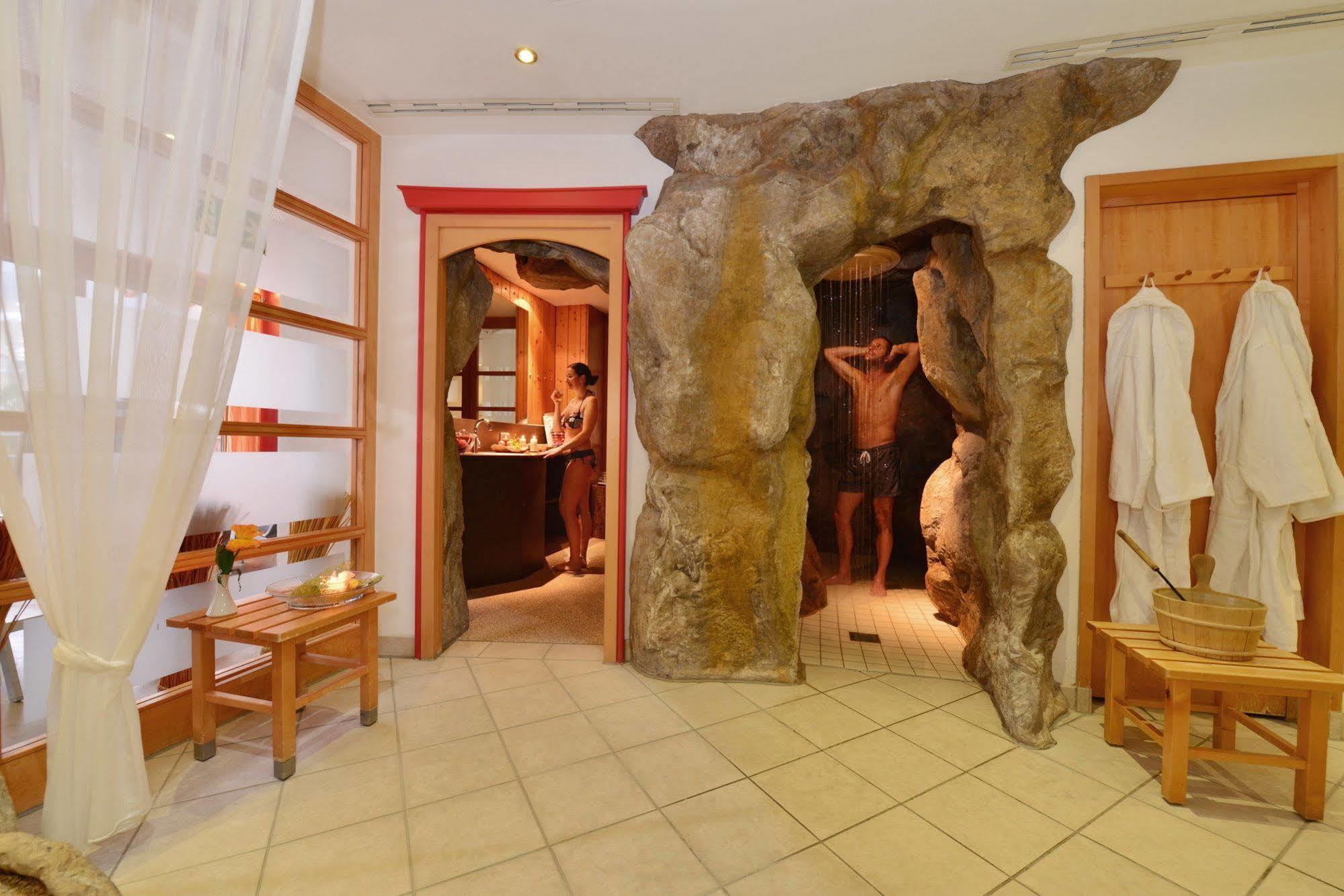 Ifa Alpenhof Wildental Hotel Kleinwalsertal Adults Only Міттельберг Екстер'єр фото